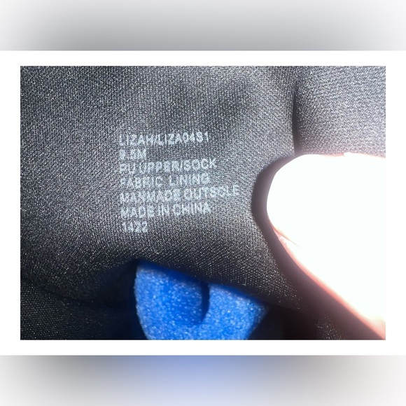 Steve Madden Lizah Women’s Black Casual Minimalist Knee Heel Boot Size 9.5 - Picture 12 of 12